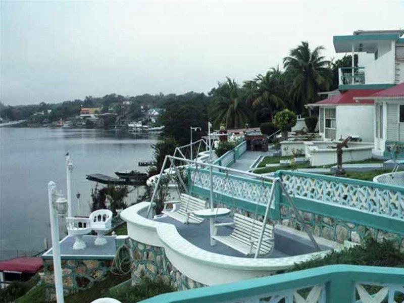 Hotel Laguna Bacalar Exterior photo