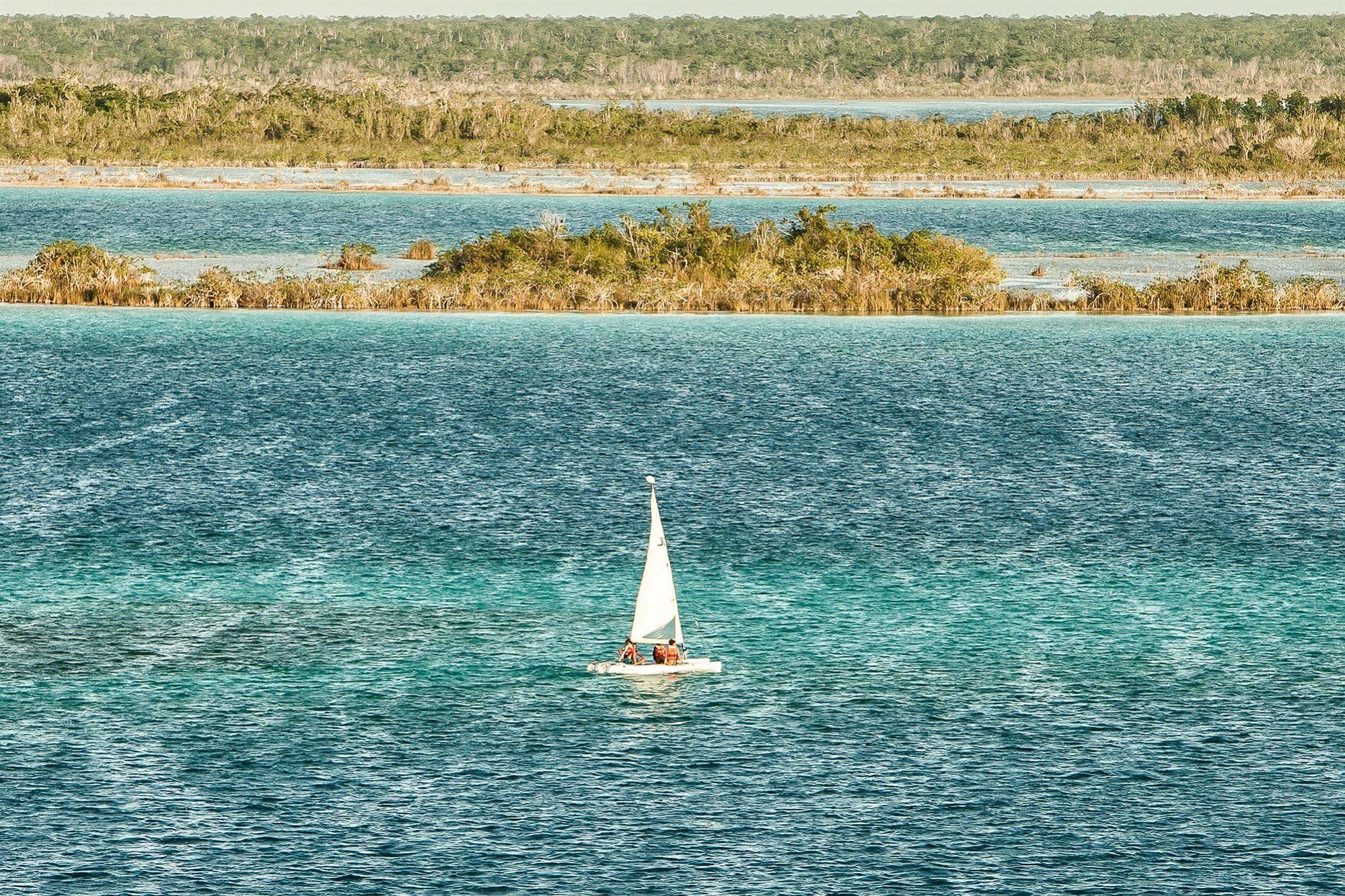 Hotel Laguna Bacalar Exterior photo